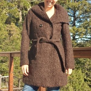 Steve Madden insulated coat 40% wool with hood